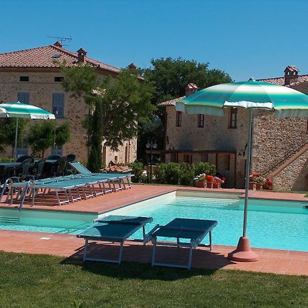 Borgo Il Villino Guest House Casole dʼElsa Eksteriør bilde