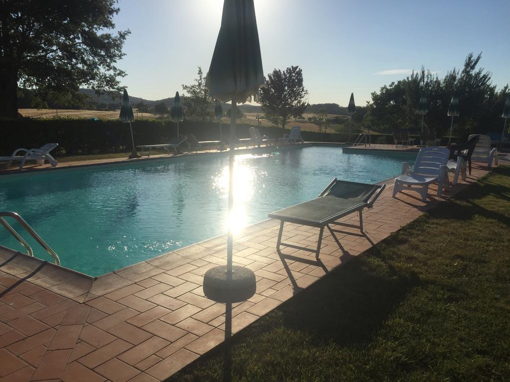 Borgo Il Villino Guest House Casole dʼElsa Eksteriør bilde