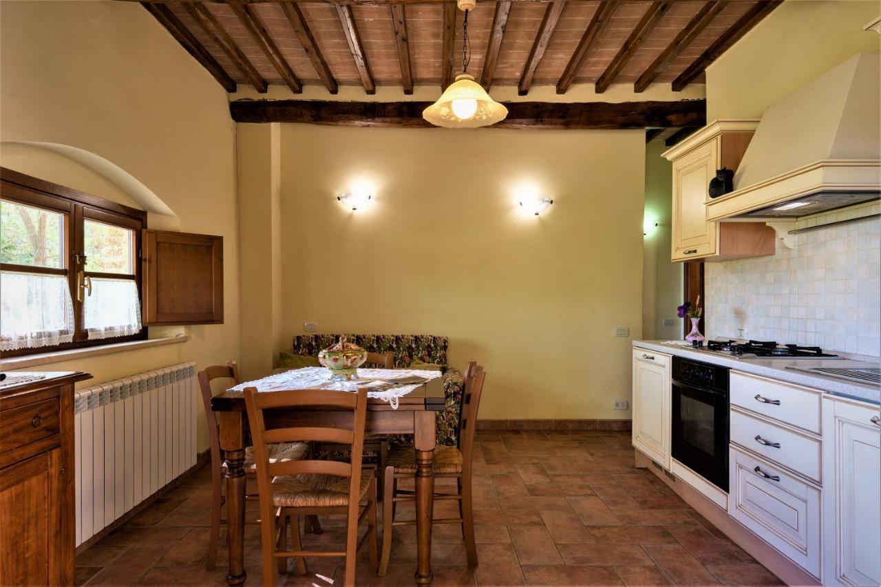 Borgo Il Villino Guest House Casole dʼElsa Eksteriør bilde