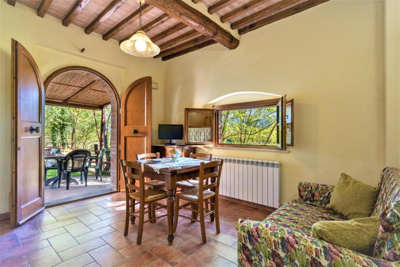 Borgo Il Villino Guest House Casole dʼElsa Eksteriør bilde