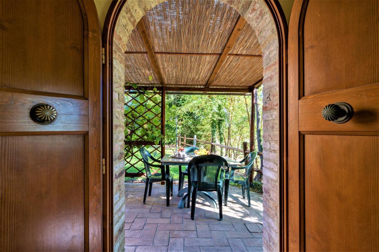 Borgo Il Villino Guest House Casole dʼElsa Eksteriør bilde
