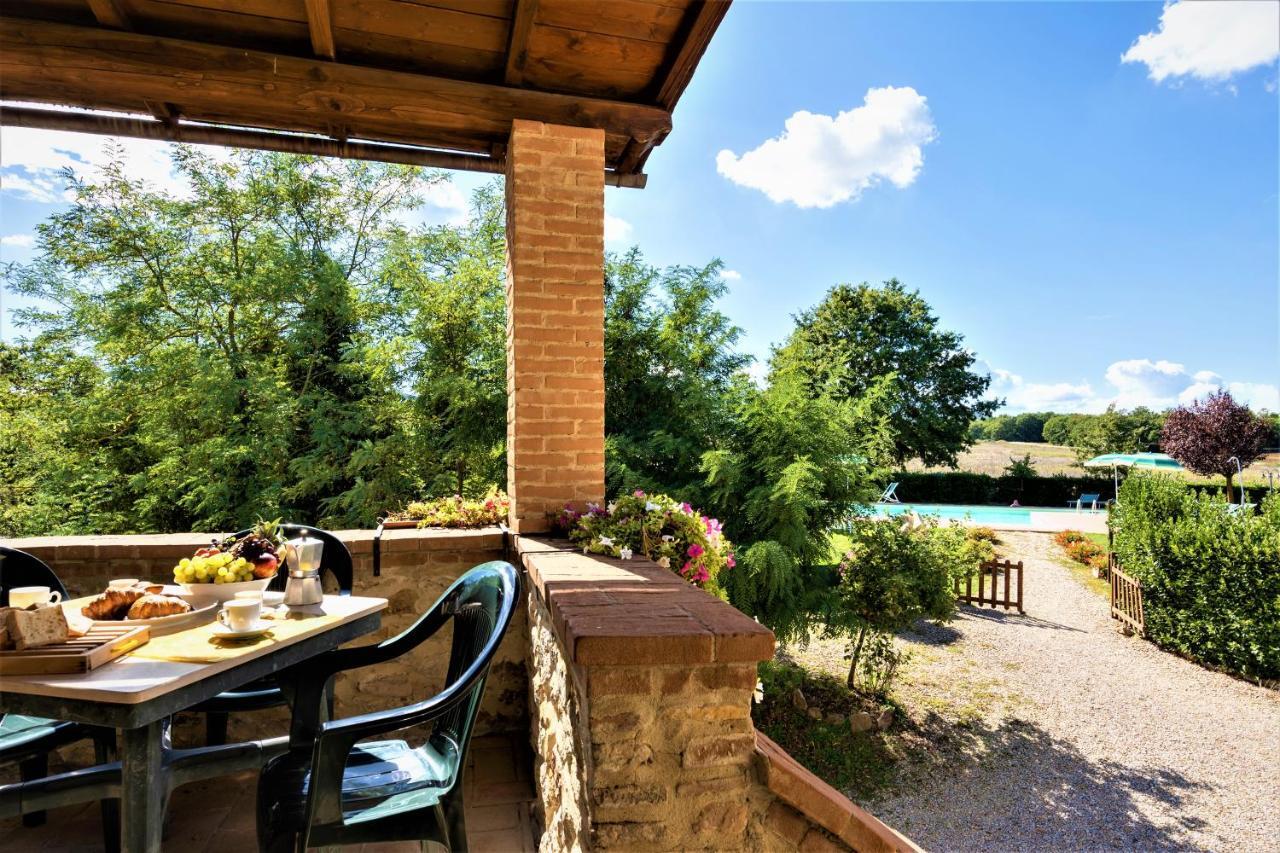 Borgo Il Villino Guest House Casole dʼElsa Eksteriør bilde